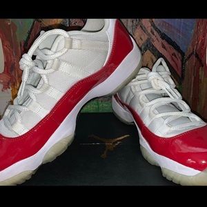 AIR JORDAN 11 LOW “CHERRY”